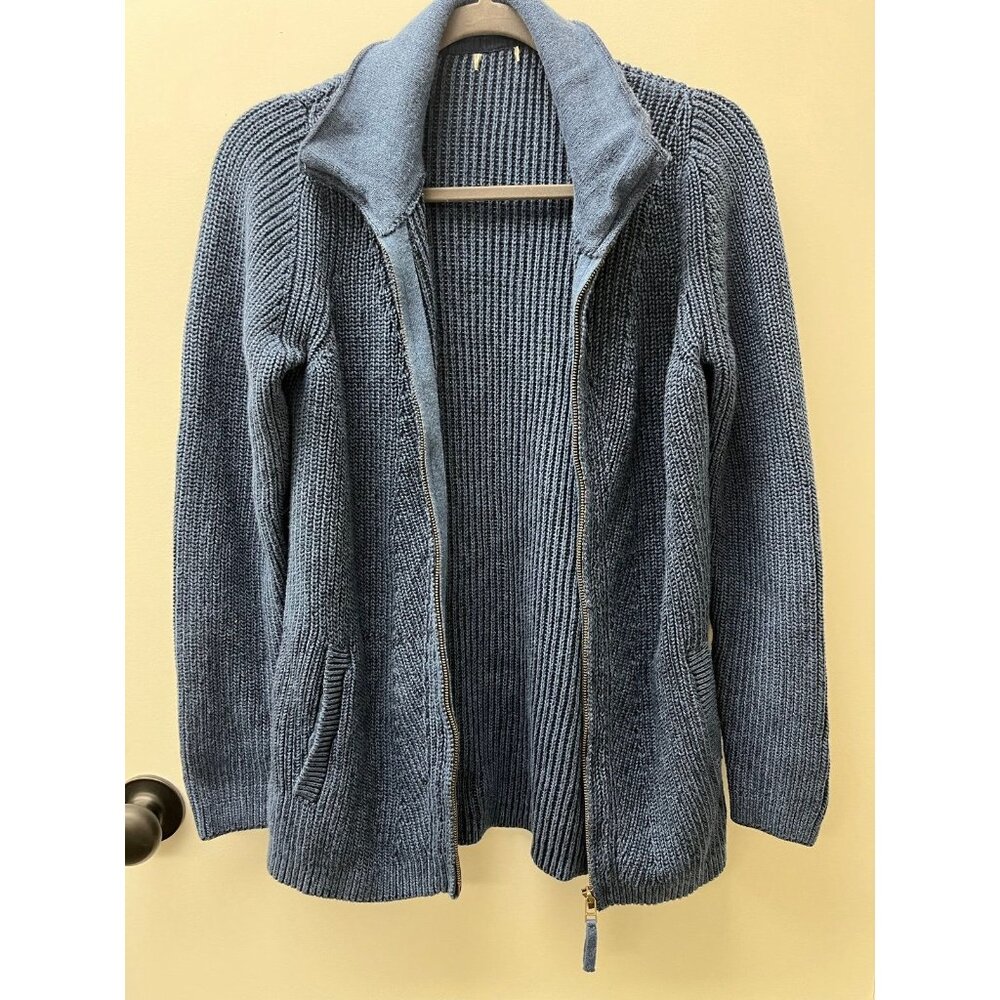 Women’s shade of blue zipper sweater